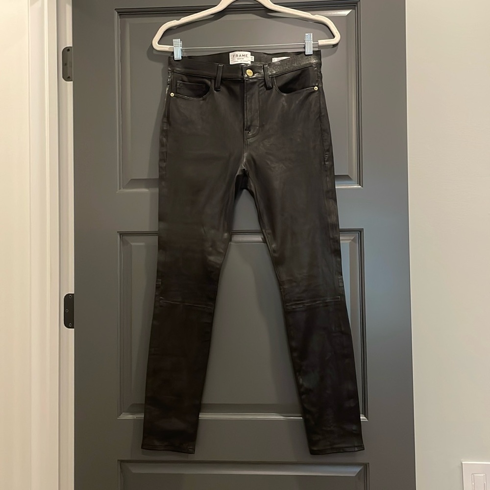 Leather Le High Skinny
in Washed Black